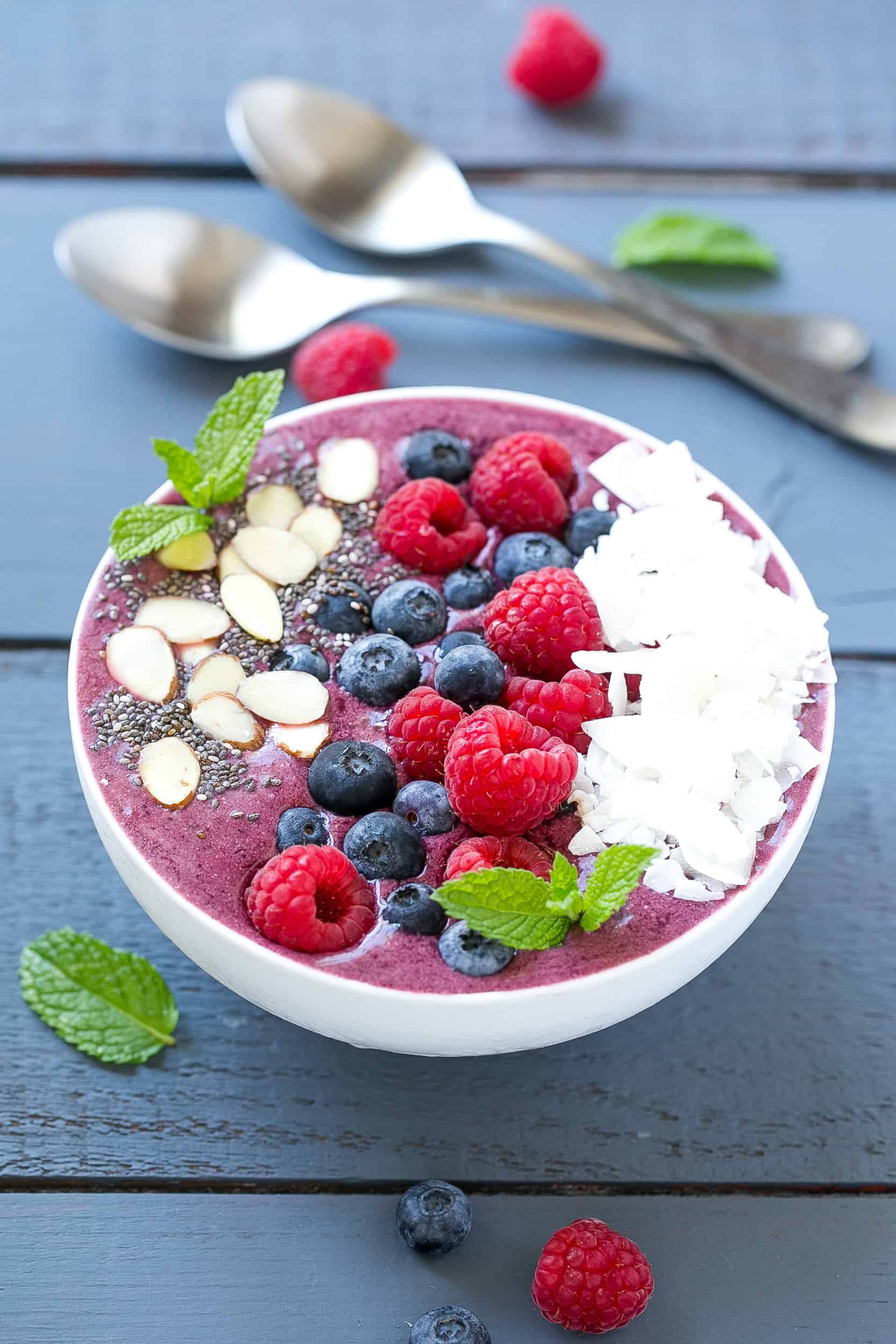 Easy Berry Coconut Smoothie Bowl Recipe | Healthy Fitness Meals