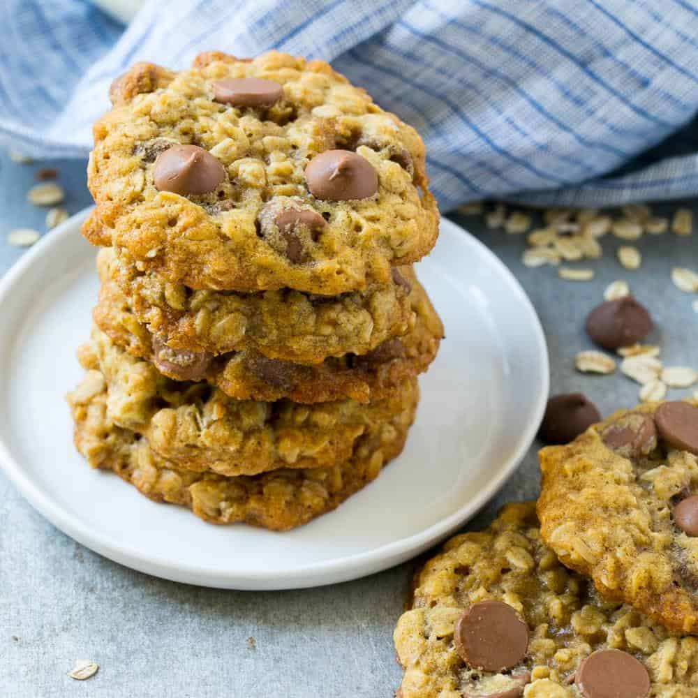 Oatmeal Chocolate Chip Cookies Recipe | Healthy Fitness Meals