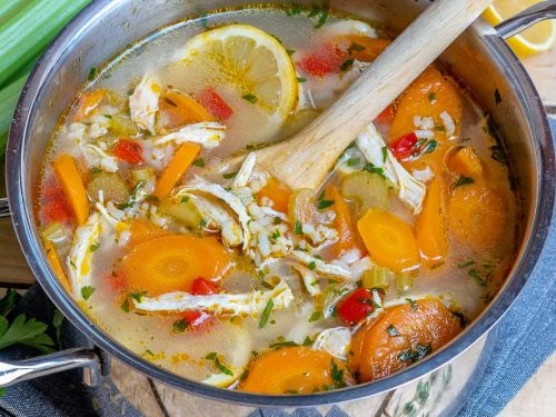 https://healthyfitnessmeals.com/wp-content/uploads/2018/07/Lemony-chicken-rice-soup-5-500x375.jpg