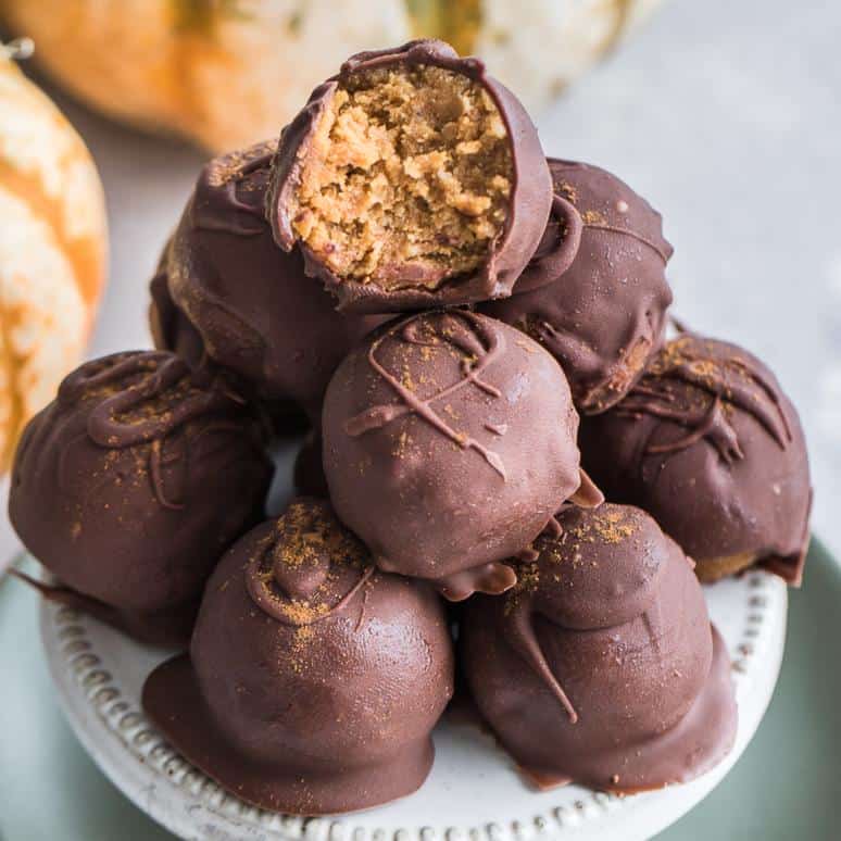 No bake Paleo Pumpkin Chocolate Truffles