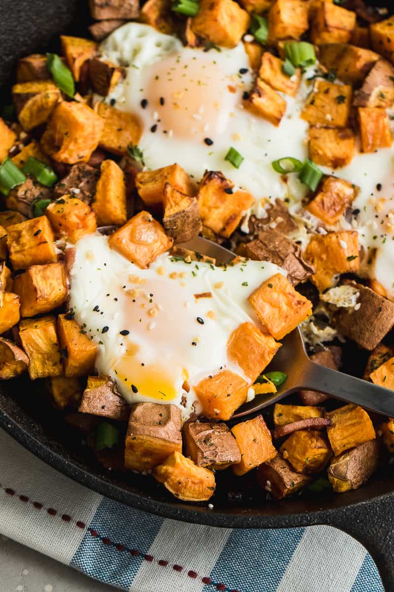 Sweet Potato Breakfast Skillet Recipe {Whole 30} | Healthy Fitness Meals