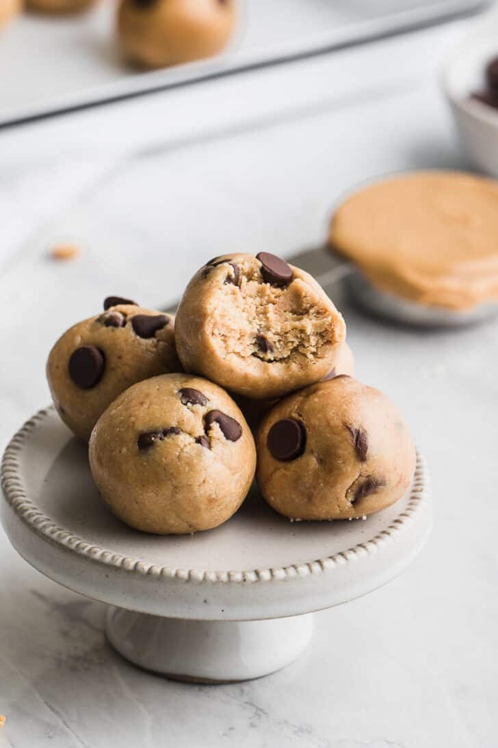 No-Bake Peanut Butter Cookie Dough Balls | Healthy Fitness Meals