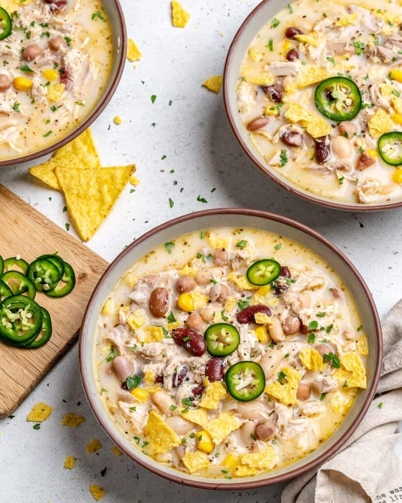 Easy White Chicken Chili Recipe {4 beans} | Healthy Fitness Meals