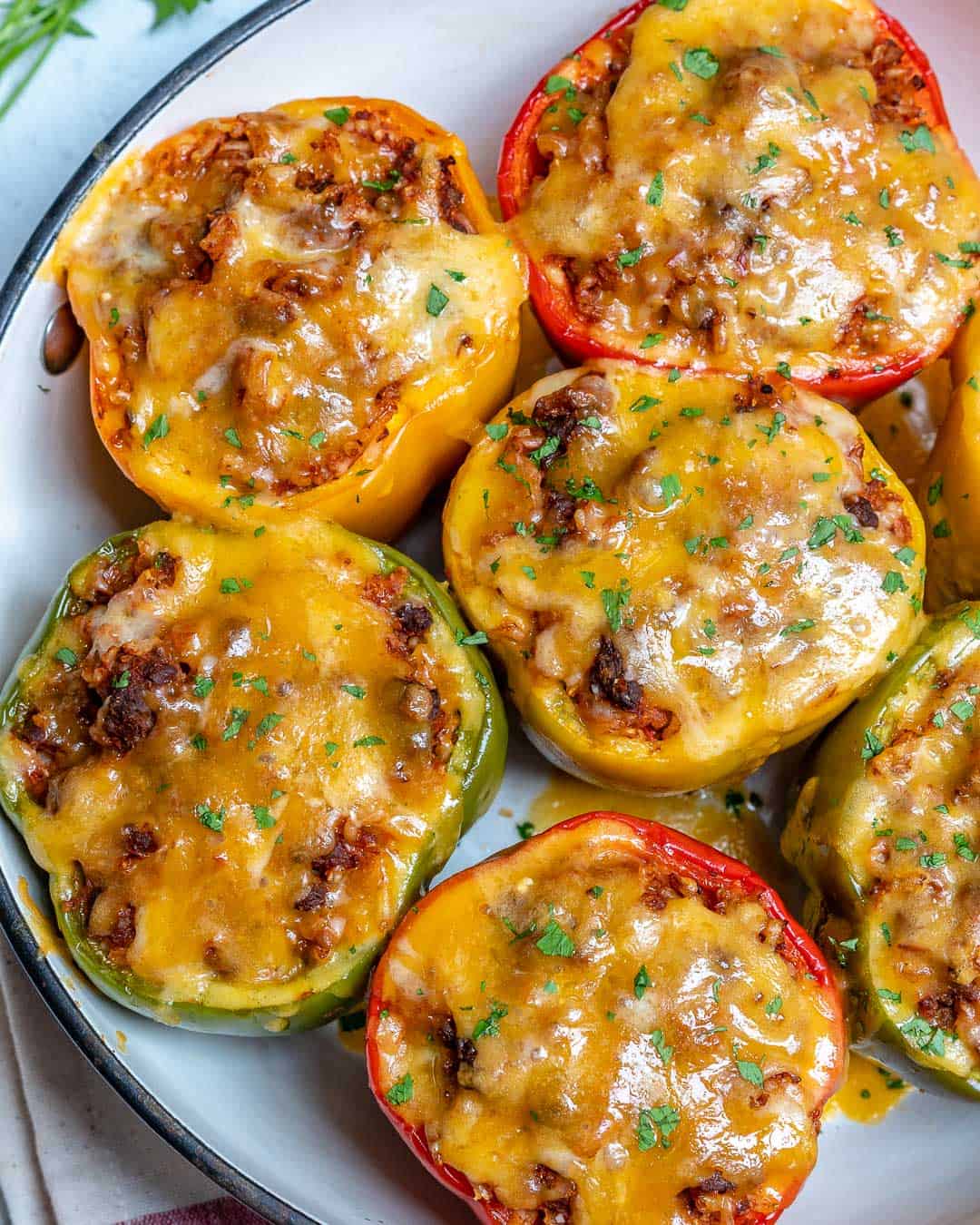 Simple stuffed bell peppers with ground beef