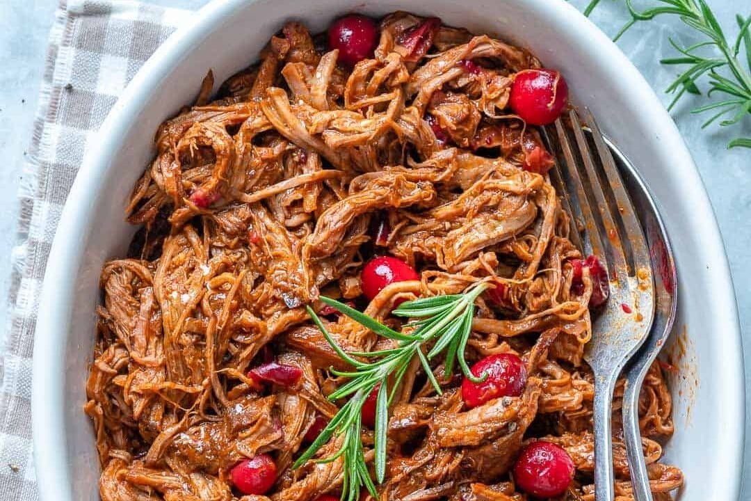 slow cooker easy brisket recipe with cranberry sauce