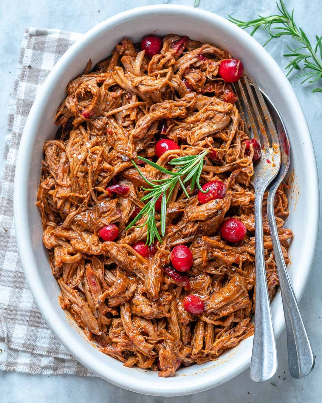 slow cooker easy brisket recipe with cranberry sauce
