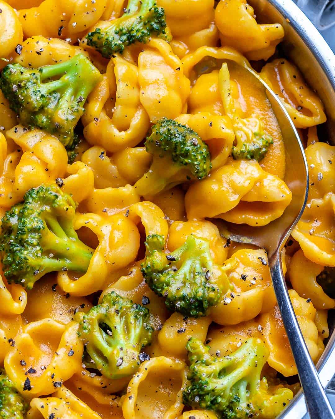 best vegan broccoli mac and cheese