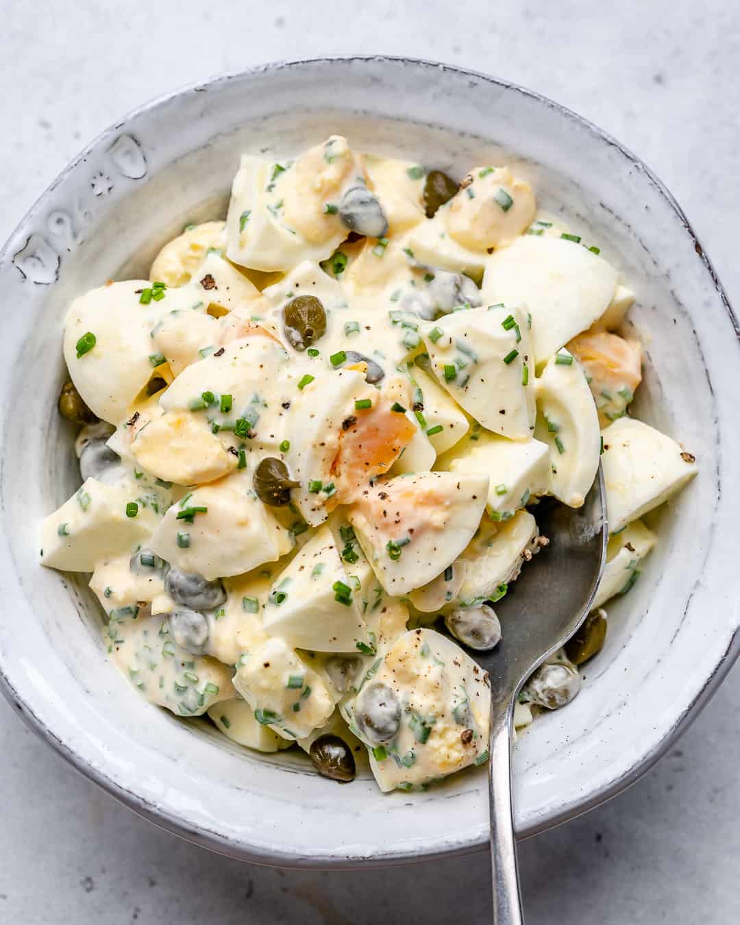 https://healthyfitnessmeals.com/wp-content/uploads/2020/03/Healthy-egg-salad-9.jpg