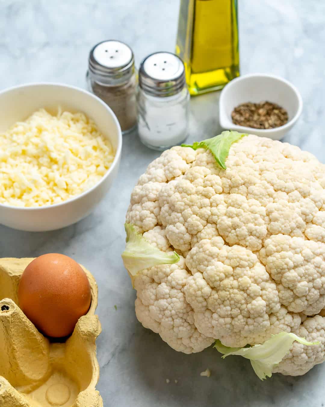 Ingredients for cauliflower pizza crust