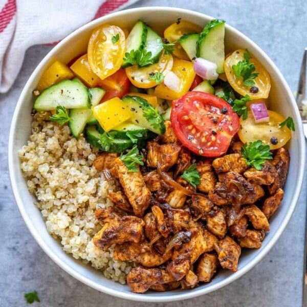 chicken bowl with salad and quinoa