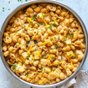 chicken mac and cheese in skillet