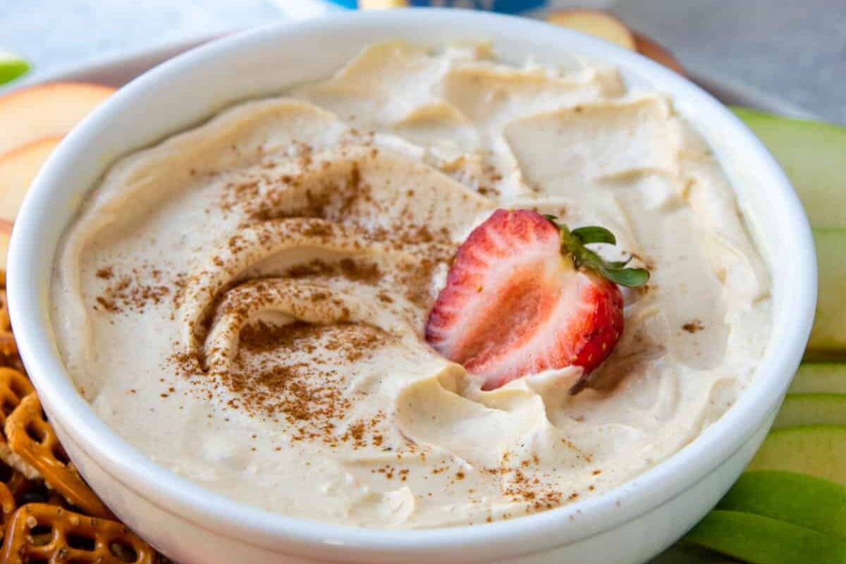 side view of yogurt dip with jar of stoney field greek yogurt