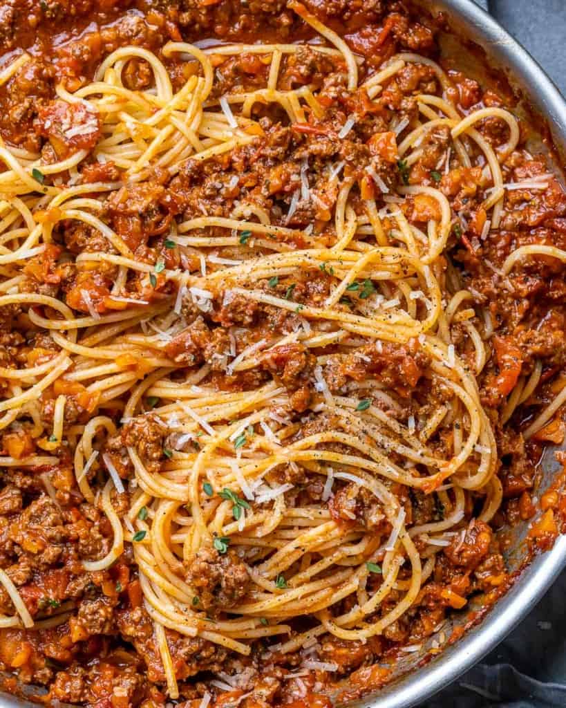 close up view of bolognese with spaghetti