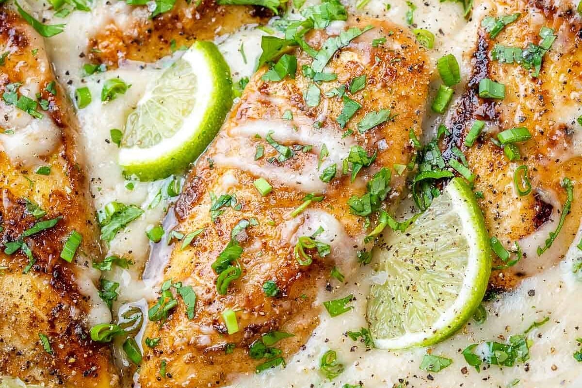 close up creamy coconut chicken