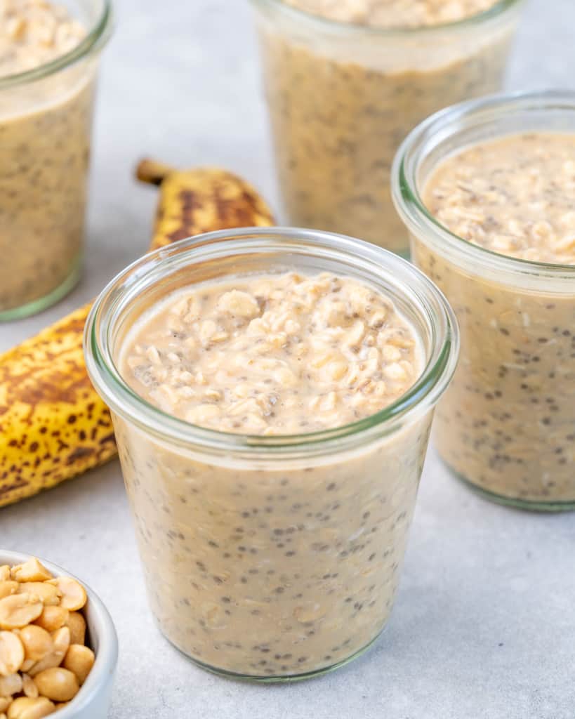 overnight oats in jars