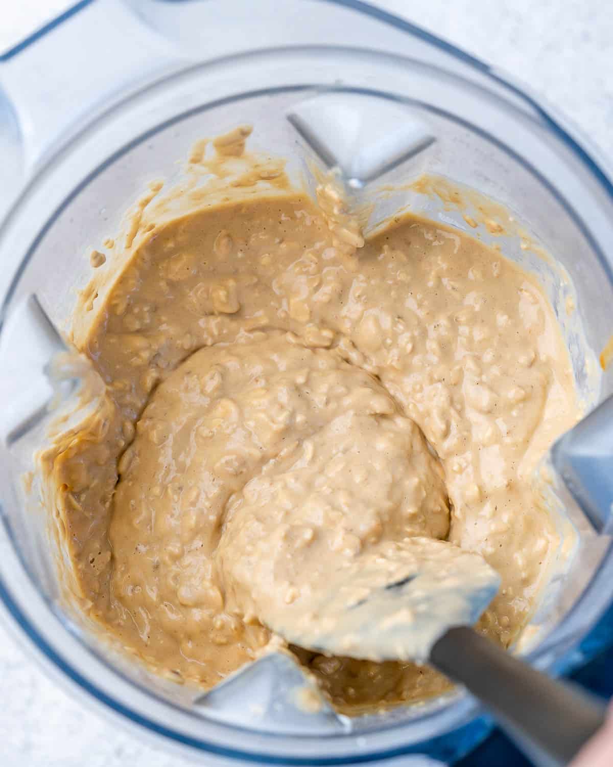 blended overnight oats ingredients in the blender