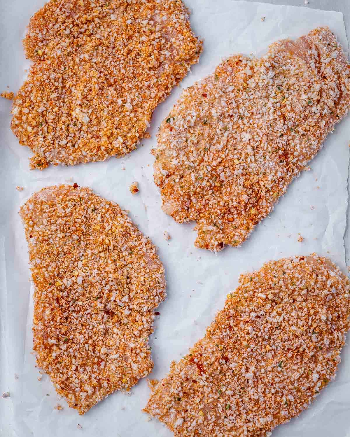 breadcrumbs on chicken cutlets 