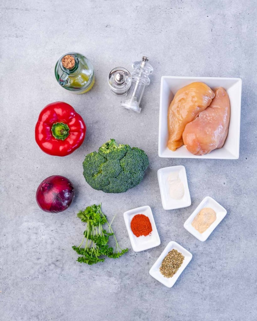 ingredients to make the sheet pan chicken and veggies 