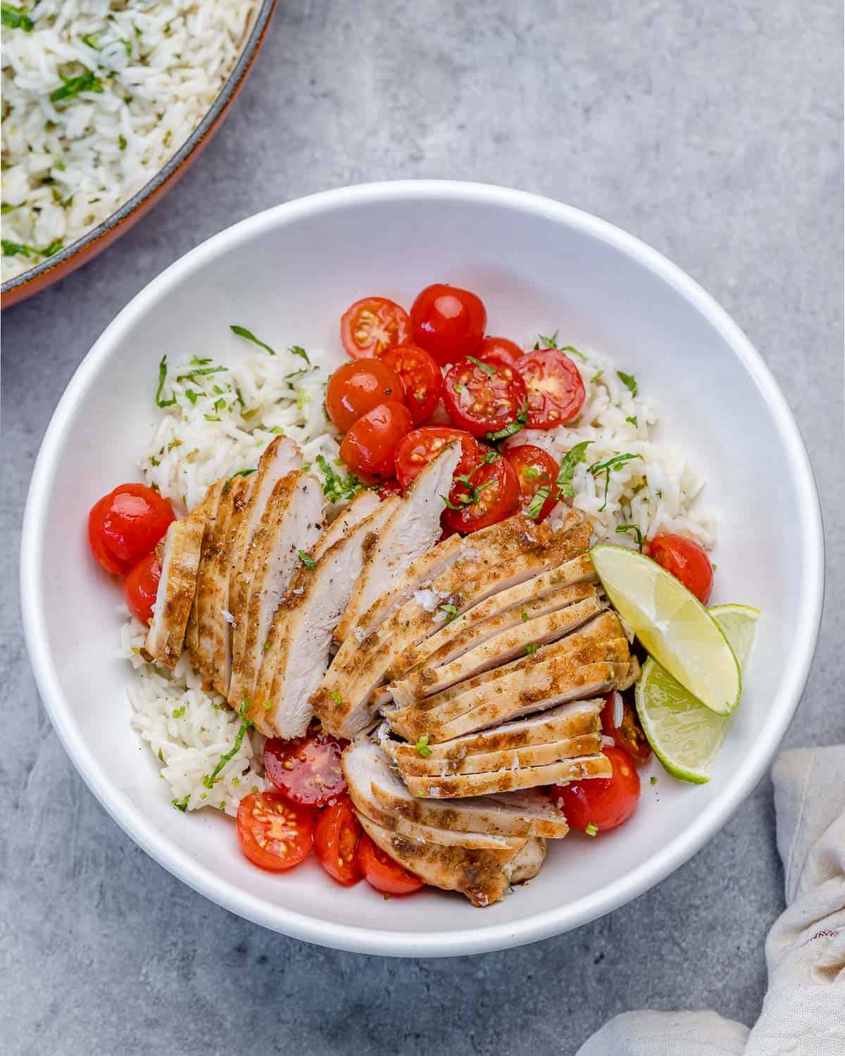 Chili Lime Chicken and Rice Meal Prep Bowls