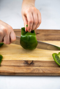 How to Cut Bell Peppers (3 Ways!) - Healthy Fitness Meals