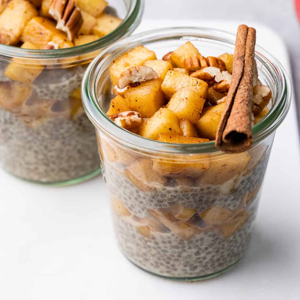 Cinnamon Apple Pie Chia Pudding Recipe - Healthy Fitness Meals
