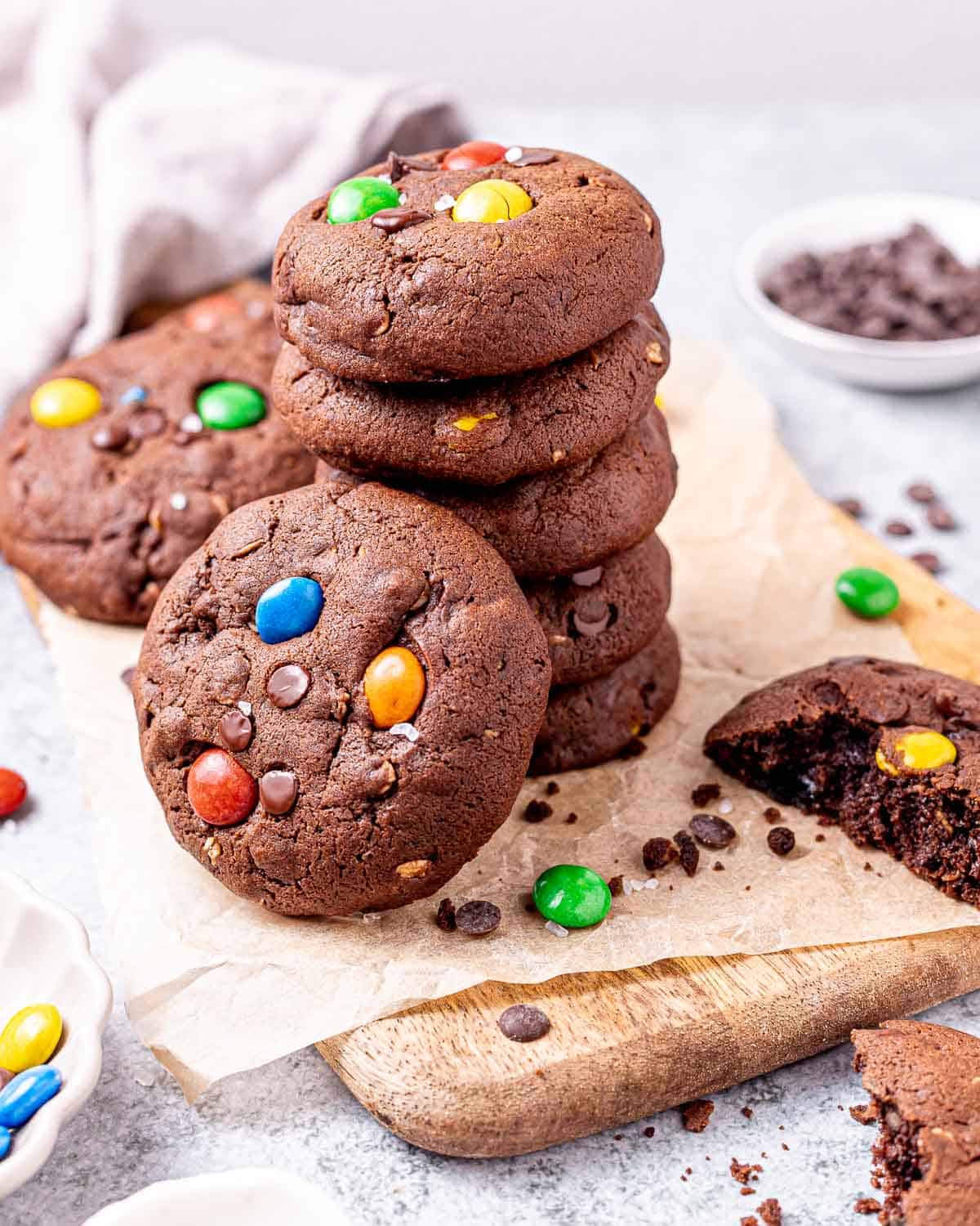 chocolate cookies stacks with m and m