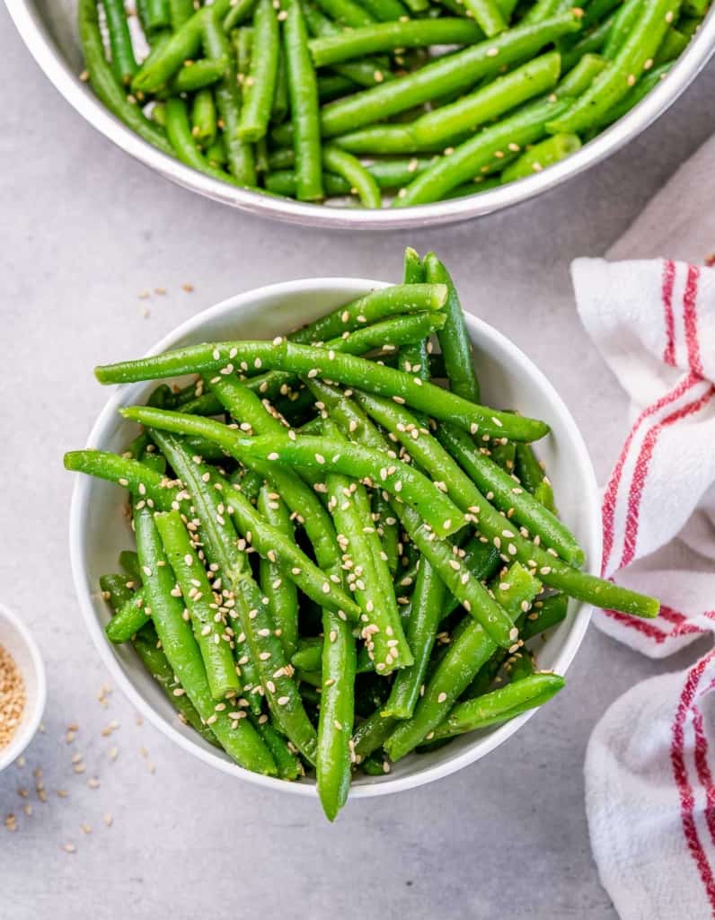 Sautéed green beans tossed with toasted sesame seeds.