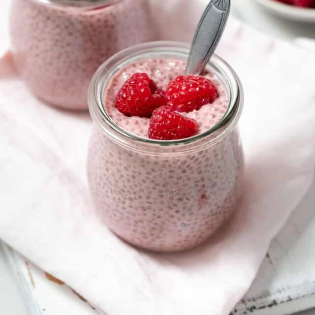 Raspberry Chia Pudding Recipe - Healthy Fitness Meals