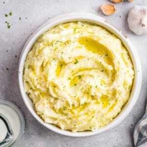 A bowl with mashed potatoes.