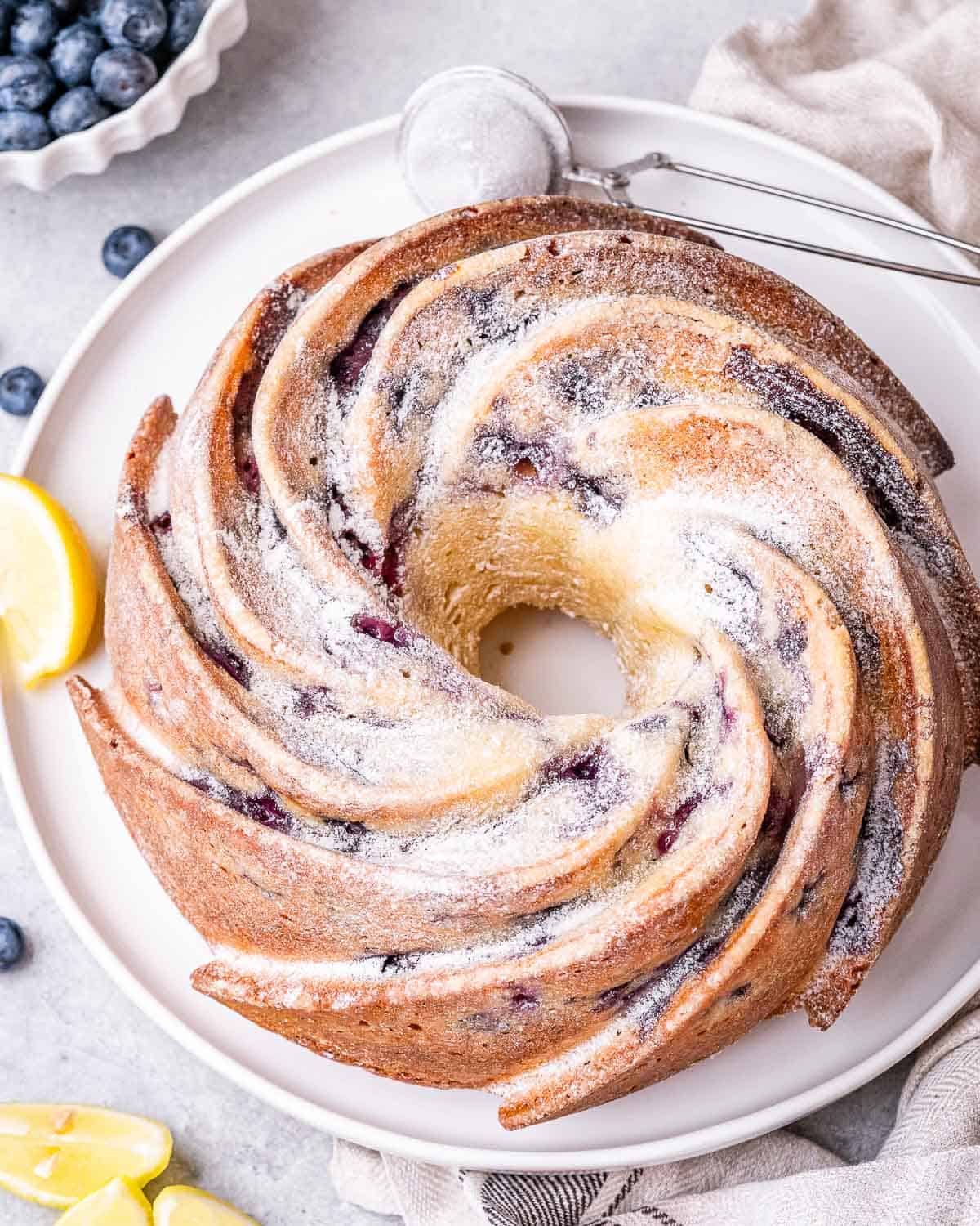 lemon bundt cake dusted with powdered sugar