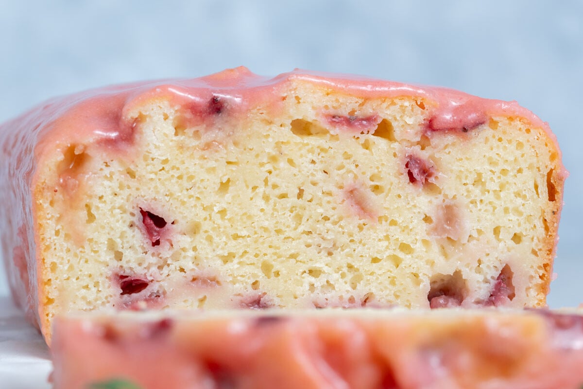 strawberry pound cake sliced.